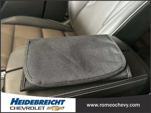 Used 2023 Buick Envision Essence AWD/4WD image 27