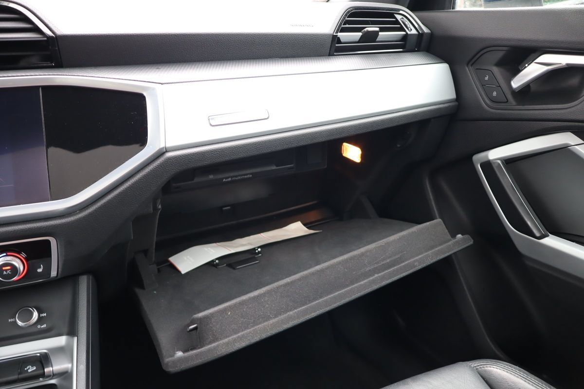 Used 2019 Audi Q3 2.0T Premium AWD/4WD image 38