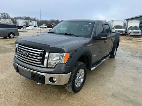 Used 2012 Ford F150 XLT w/ XLT Chrome Pkg image 8