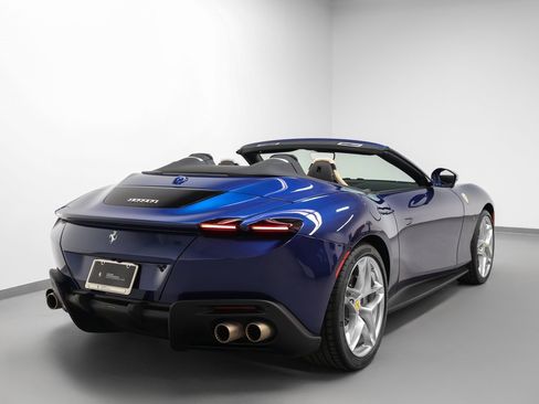 Certified 2025 Ferrari Roma Spider image 32