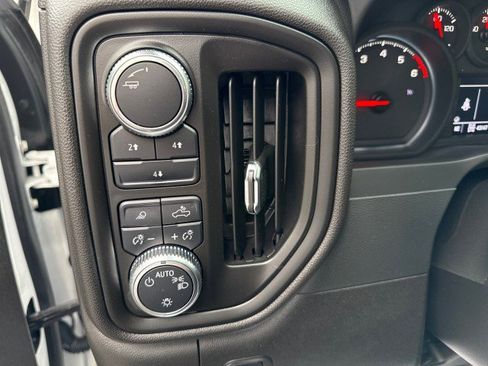 Used 2025 GMC Sierra 2500 Pro w/ 1SA Pro Safety Plus Package image 18