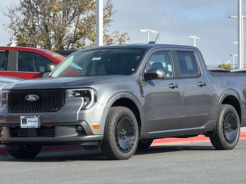 Used 2026 Ford Maverick Lobo AWD/4WD image 8