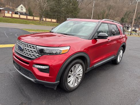 Used 2021 Ford Explorer Limited w/ Equipment Group 301A image 5