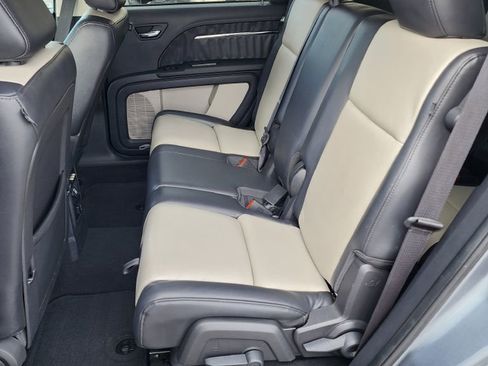 Used 2009 Dodge Journey R/T w/ Flexible Seating Group image 10