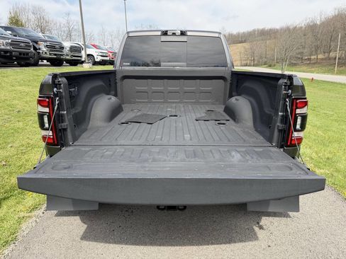 Used 2022 RAM 3500 Limited image 10