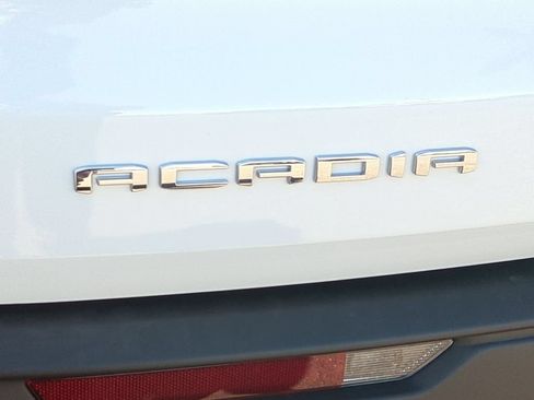 Certified 2026 GMC Acadia Elevation FWD image 10
