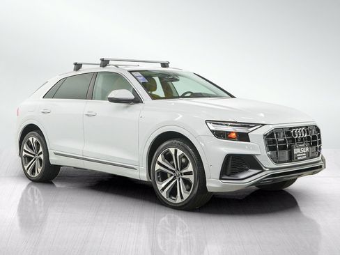 Used 2022 Audi Q8 Premium Plus w/ Premium Plus Package AWD/4WD image 7