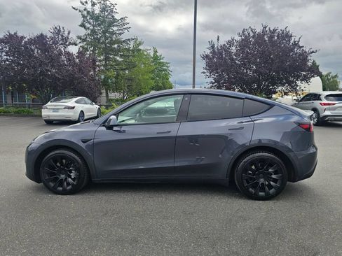 Used 2021 Tesla Model Y Long Range AWD/4WD image 4