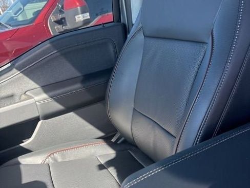 Used 2024 Ford F350 Lariat w/ FX4 Off-Road Package image 8