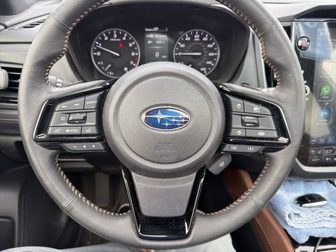 Used 2025 Subaru Forester Touring AWD/4WD image 14