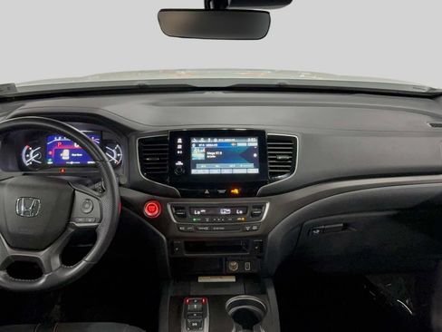 Certified 2022 Honda Passport TrailSport image 32