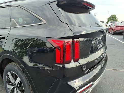 Used 2021 Kia Sorento S w/ Panoramic Sunroof Package FWD image 38