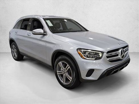 Used 2022 Mercedes-Benz GLC 300 image 3