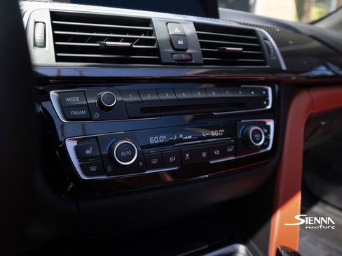 Used 2018 BMW M4 Convertible image 37