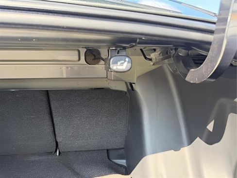 Used 2019 Toyota Yaris XLE FWD image 29