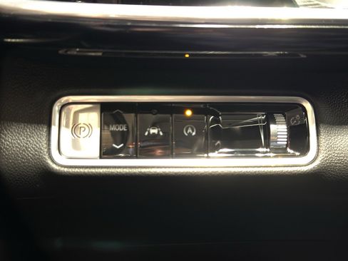 Used 2025 Buick Envision Preferred image 31