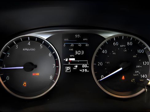 Used 2024 Nissan Kicks S image 15