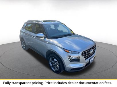 Used 2025 Hyundai Venue SEL