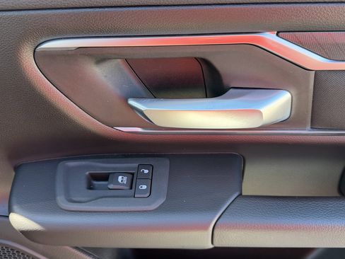 Used 2025 RAM 1500 Big Horn image 32