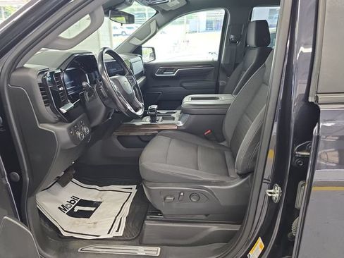 Certified 2022 Chevrolet Silverado 1500 LT AWD/4WD image 13