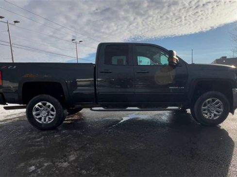 Used 2018 Chevrolet Silverado 2500 LT w/ All Star Edition image 9