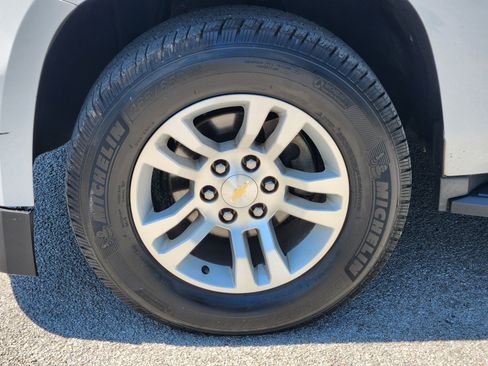 Used 2016 Chevrolet Tahoe LT w/ Texas Edition Package RWD image 31