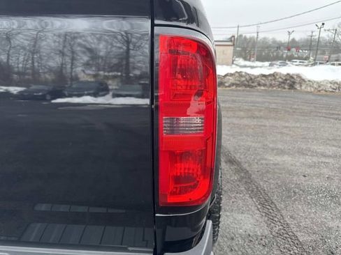 Used 2016 Chevrolet Colorado Z71 w/ Z71 Midnight Edition image 7