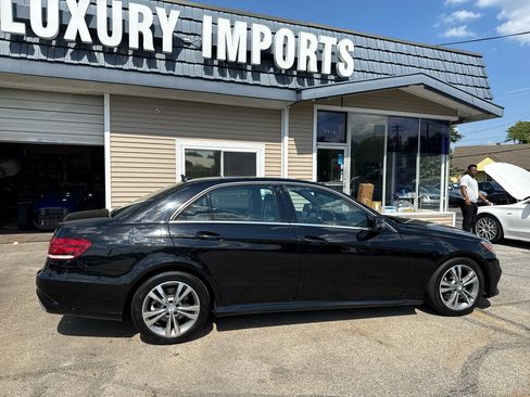 Used 2014 Mercedes-Benz E 350 4MATIC Sedan w/ Premium 1 Package image 4