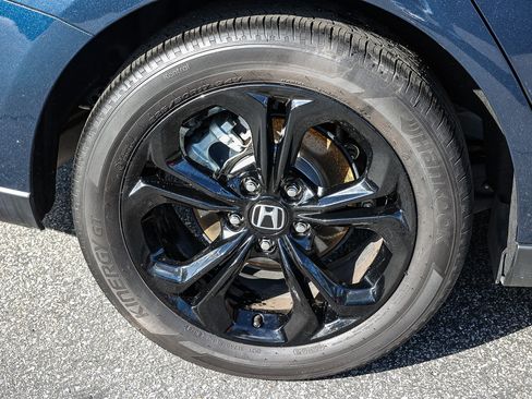 Used 2025 Honda Accord SE image 14