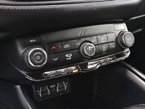 Used 2021 Dodge Durango GT AWD/4WD image 24