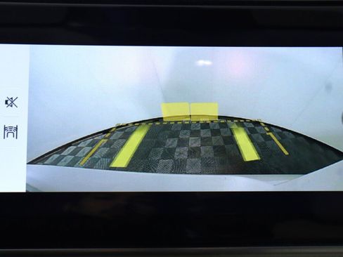 Used 2020 Land Rover Range Rover Sport HSE image 22