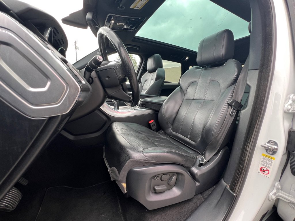 Used 2015 Land Rover Range Rover Sport SE AWD/4WD image 14