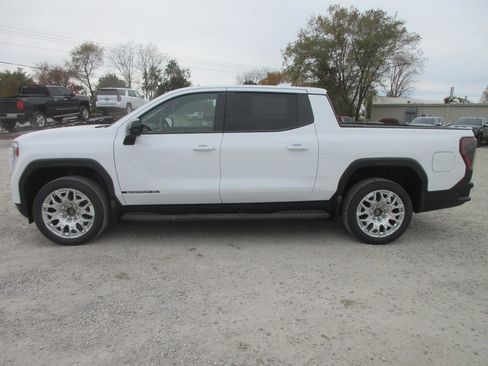 New 2026 GMC Sierra EV Elevation image 6