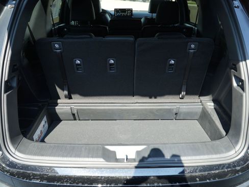 New 2026 Honda Pilot Black Edition image 8