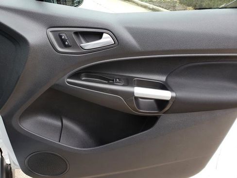 Used 2016 Ford Transit Connect XLT image 17