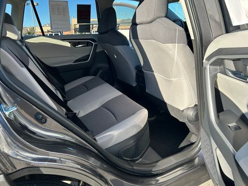 Used 2025 Toyota RAV4 XLE image 15