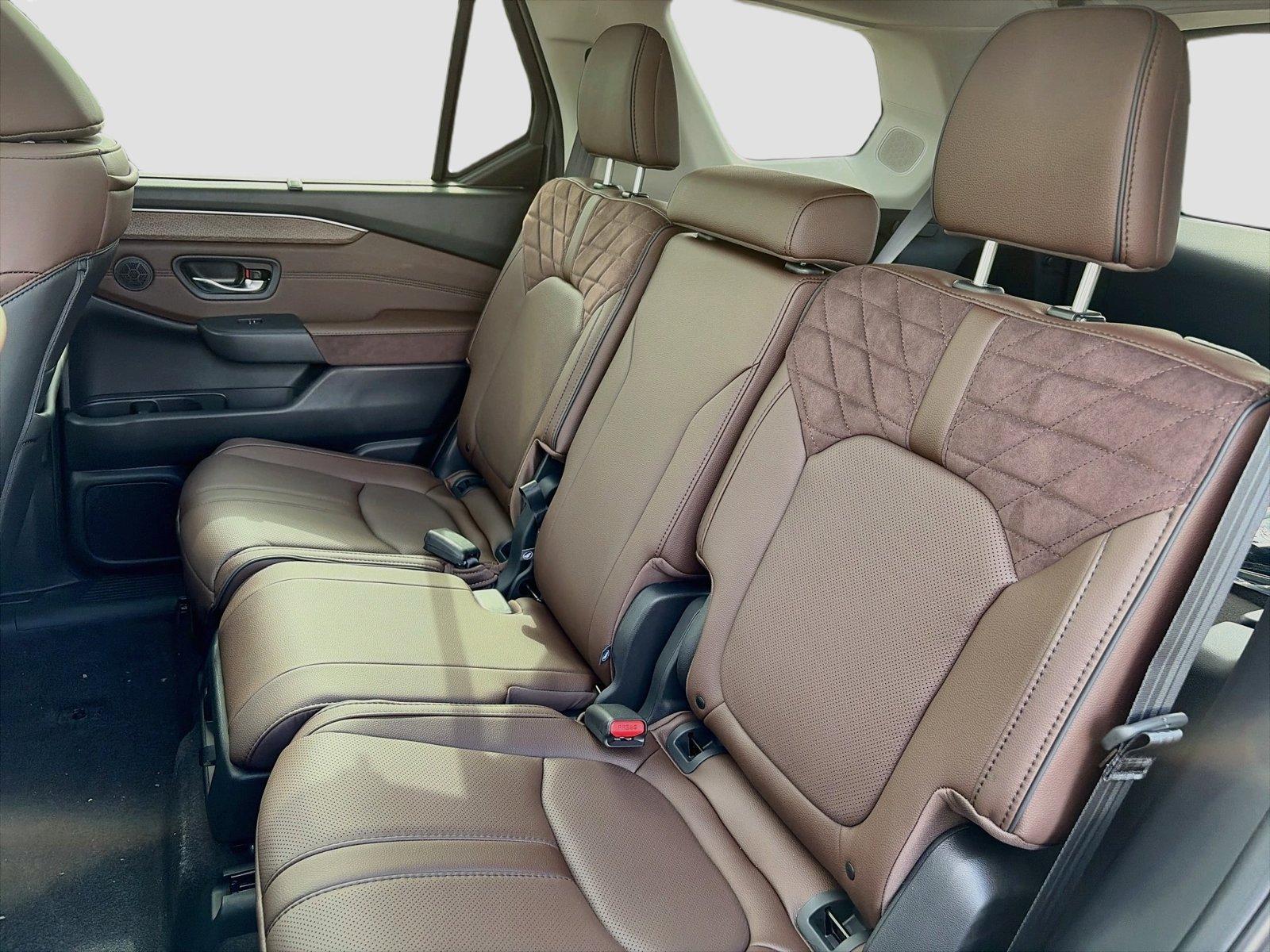 New 2026 Honda Pilot Elite image 5