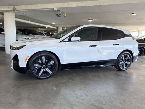 Certified 2023 BMW iX xDrive50 w/ Premium Package image 2