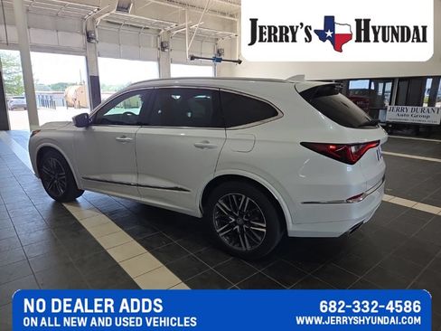 Used 2025 Acura MDX SH-AWD w/ Advance Package image 6