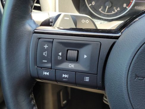 Used 2023 Nissan Rogue SL w/ SL Premium Package FWD image 29