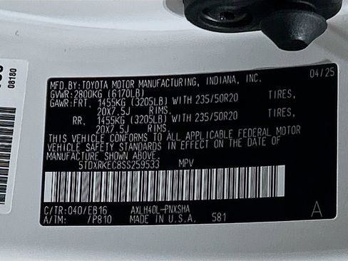 New 2025 Toyota Sienna XSE FWD image 31