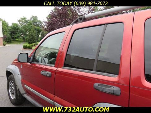 Used 2006 Jeep Liberty Renegade image 29