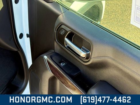 Used 2020 GMC Sierra 1500 SLE w/ SLE Value Package image 23