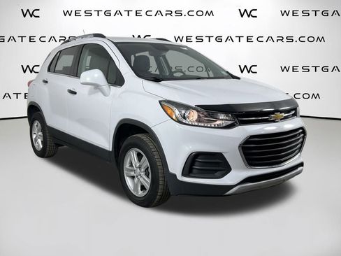 Used 2020 Chevrolet Trax LT image 41