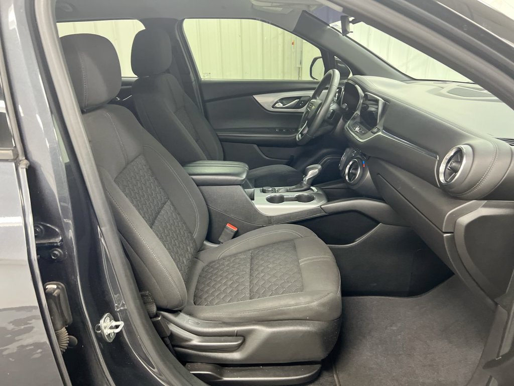 Used 2021 Chevrolet Blazer LT FWD image 21