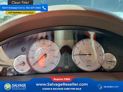 Used 2009 Chrysler 300 C RWD image 12