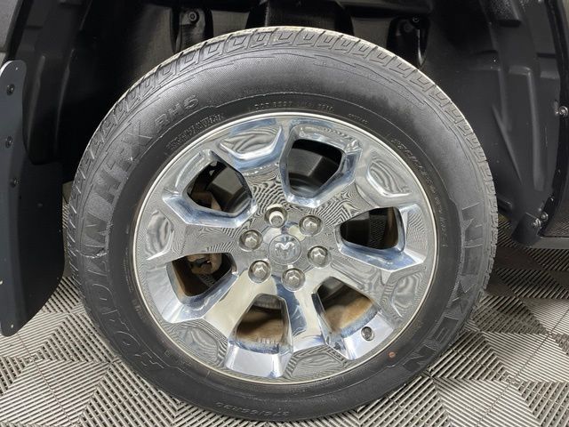 Used 2019 RAM 1500 Big Horn AWD/4WD image 10