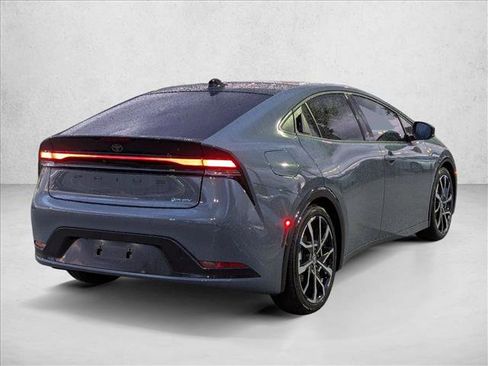 New 2026 Toyota Prius Plug-In Hybrid FWD image 2