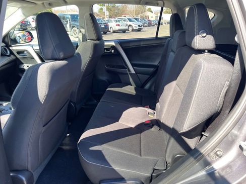 Used 2016 Toyota RAV4 XLE image 15