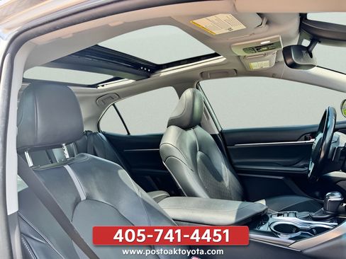 Used 2019 Toyota Camry XSE FWD image 29